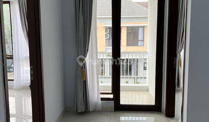 Rumah 2 Lantai di Discovery Bintaro sektor 9 -13429 2