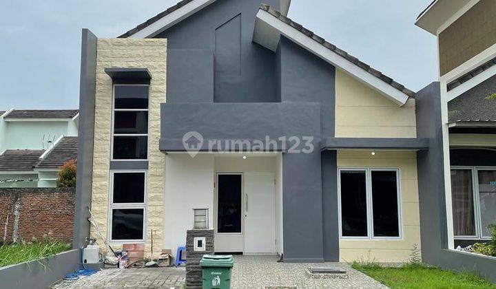 DIJUAL RUMAH La Diva Green Hill C4 , Menganti - Gresik 1