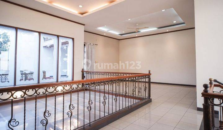 Dijual Rumah Margorejo Indah, Surabaya 2