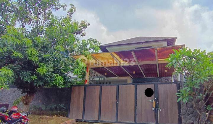 Dijual Segera Rumah Konsep Villa Graha Family  1