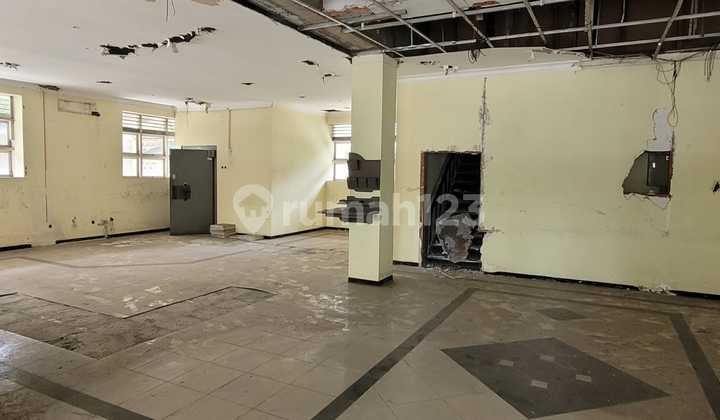Disewakan Komersial di Surabaya Komersial 0 jalan raya , Raya Darmo 1