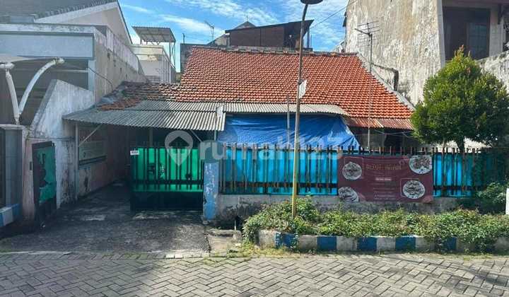 Jual Rumah Hitung Tanah Lokasi Tenggilis Mejoyo, Surabaya Timur 1