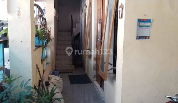 Jual Rumah Kost Aktif 2 Lantai Khusus Mahasiswi Kondisi Full Penghuni Lokasi Gubeng Jaya, Surabaya Pusat 2