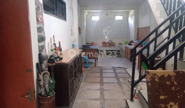 Jual Rumah Siap Huni 1,5 Lantai Lokasi Tenggilis Lama, Surabaya Timur 2