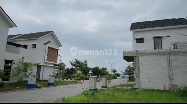 Rumah Bagus 2 Lantai Shm Emerald Residence Sepatan Kab Tangerang  2