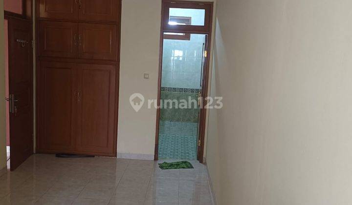 Dijual Rumah 2lt SHM di Vila Ilhami Karawaci Kab Tangerang