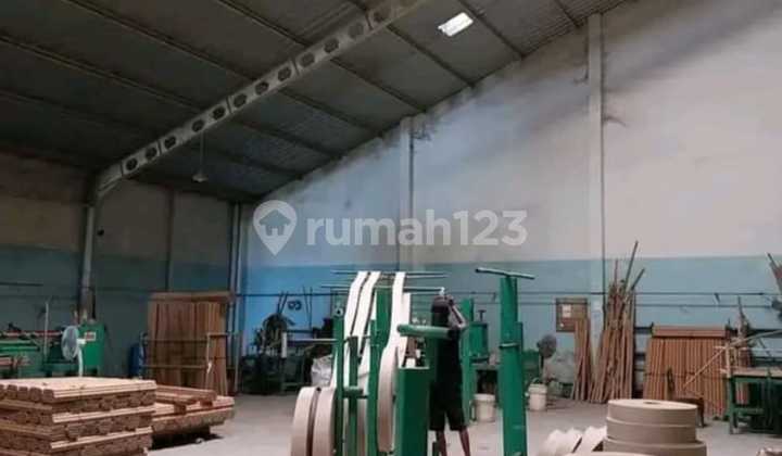 Dijual gudang industri lokasi Bolon Karanganyar sangat strategis Luas 1996m BU! 2