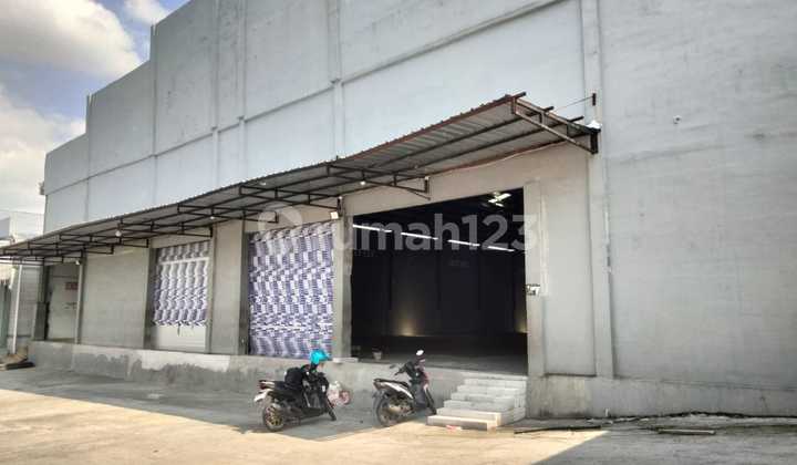 Super Strategic Warehouse, Large Industrial Zone 3350m2, Location Ngaliyan, Semarang 2