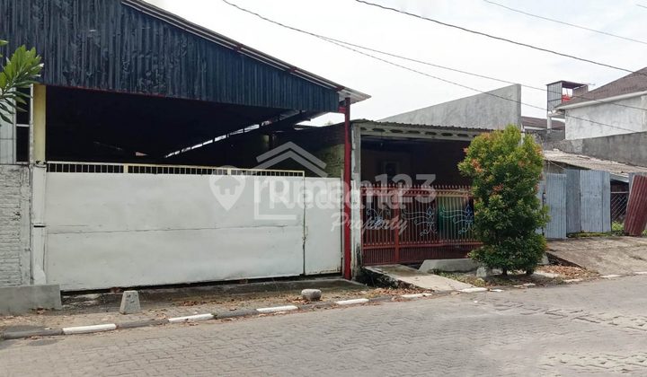 Gudang di Daerah Kenconowungu , Semarang Ln 1400s  1