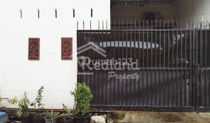 Rumah di Daerah Dempel Baru, Semarang Si 1366  1