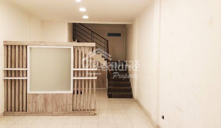 Ruang Usaha di Mh Thamrin , Semarang Si 4948  4