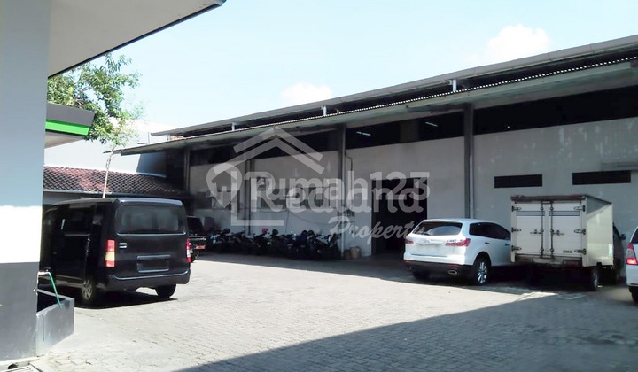 Ruang Usaha di Jenderal Sudirman, Semarang Si 3423s  1