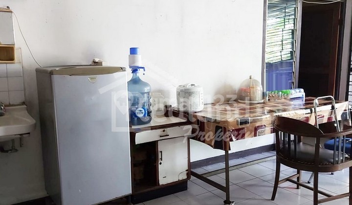 Rumah di Brigjend Katamso , Semarang ( Si 7864 ) 2