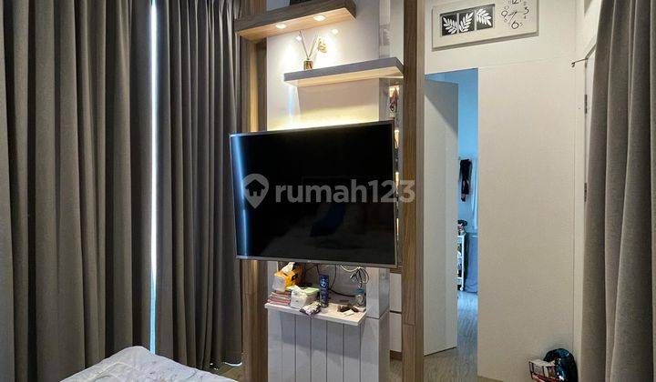 rumah cantik 3 kamar tidur riviera puri Metland Semi Furnished 2