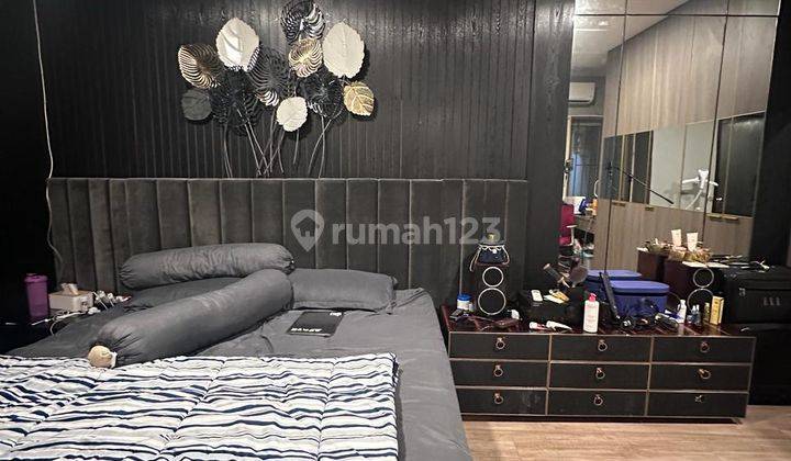 Rumah cantik permata buana 2 lantai  Semi Furnished SHM - Sertifikat Hak Milik 1