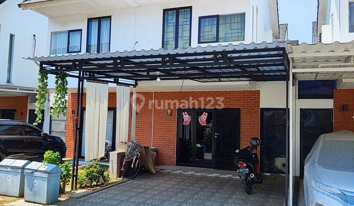 Rumah 2 Lantai Bagus Semi Furnished SHM di Vida Mustika Jaya Bekasi, Bekasi 1