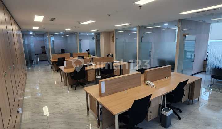 Office in District 8 Treasury Tower Office in District 8 Treasury Tower