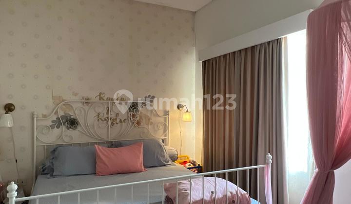 Nyaman & Estetik! Rumah Puri Mansion 2.5 Lantai - Sudah Renovasi Siap Pakai 2