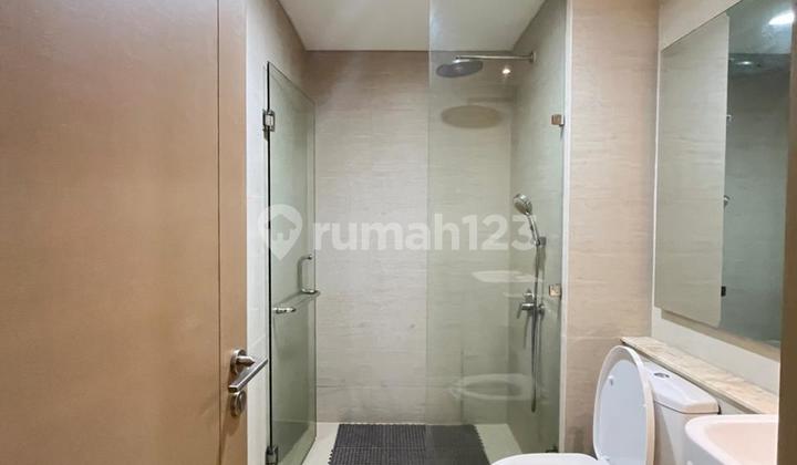 gold coast 2 bedroom furnished siap huni 2