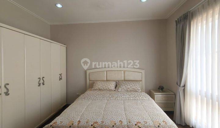 sewa rumah 4 kamar tidur Golf Island 2