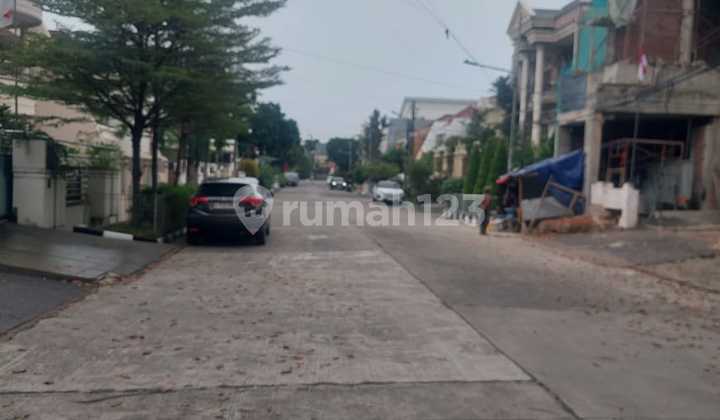 Investasi menarik, tanah di Green garden jual di bawah NJOP 