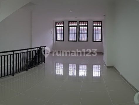 Ready For Rent Euro Asia Shophouse Unit 4.5x10m², Best Price