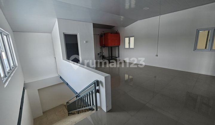 Disewakan / WTL Gudang + Kantor di Peternakan! 2