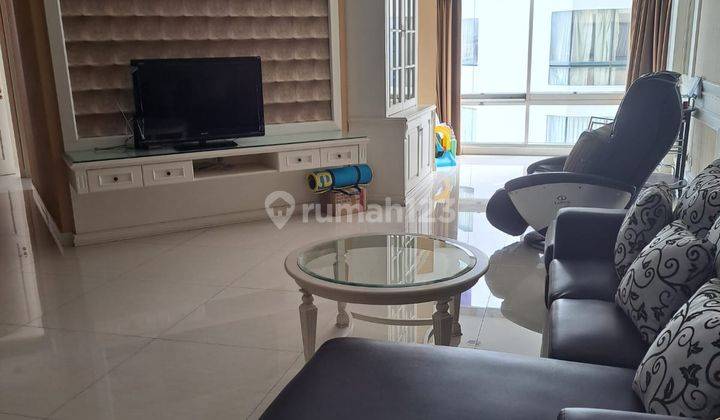 Apartemen Taman Anggrek 3 BR Luas 146m Furnished City View SHM 1