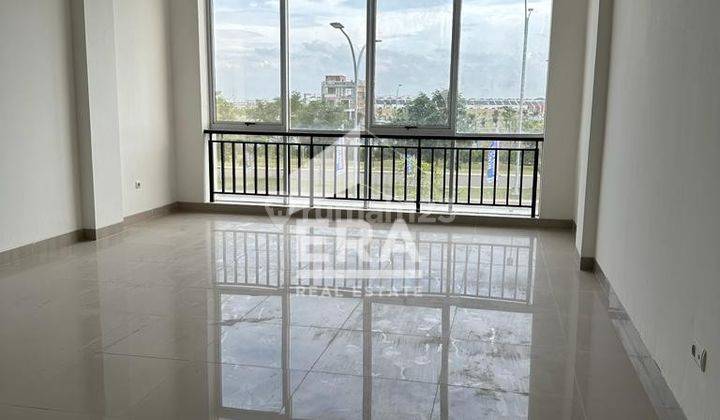 Ruko La Riviera Boulevard 3 Lantai 4,5x15 Unfurnished 2