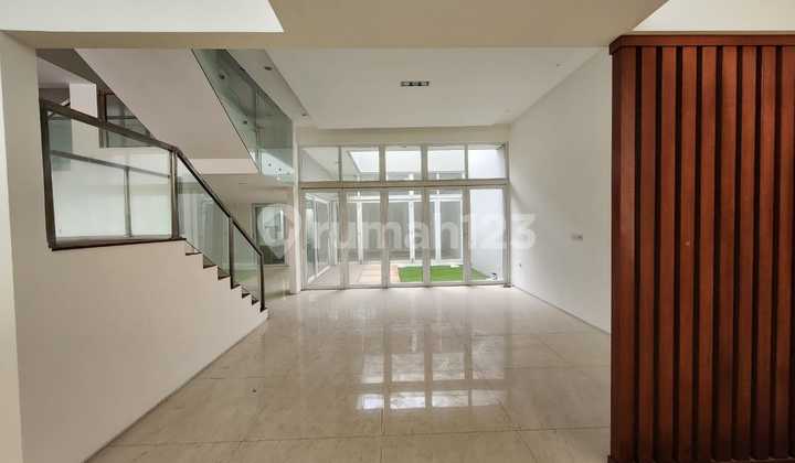 For Sale: Citra 6 Luxury House, 288m2 Land Area, Negotiable Price