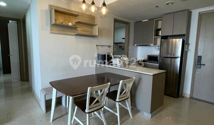 Dijual Apartement Gold Coast 2 BR Luas 90m2, Furnished