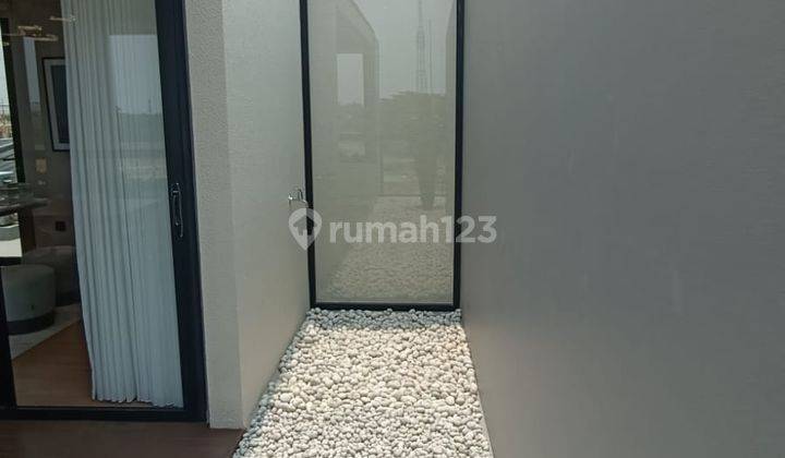 Rumah South Tresor 3 Lantai Ukuran 9x17 Unfurnished 2