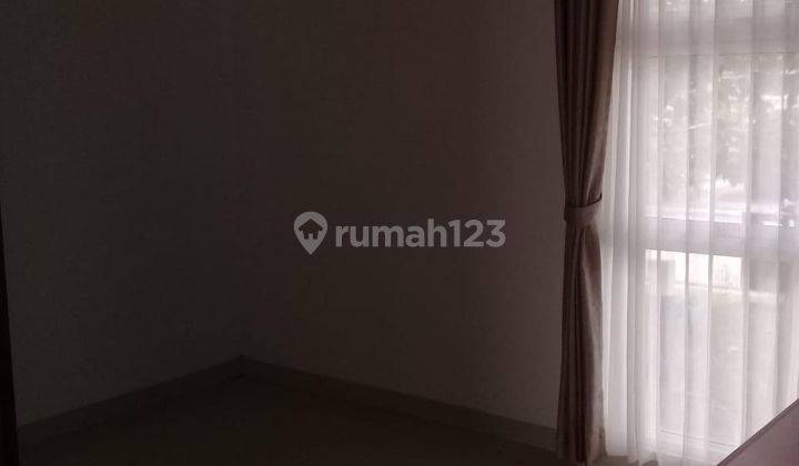 Rumah The Eminent Bsd 2 Lantai Ukuran 9x18 Unfurnished 2