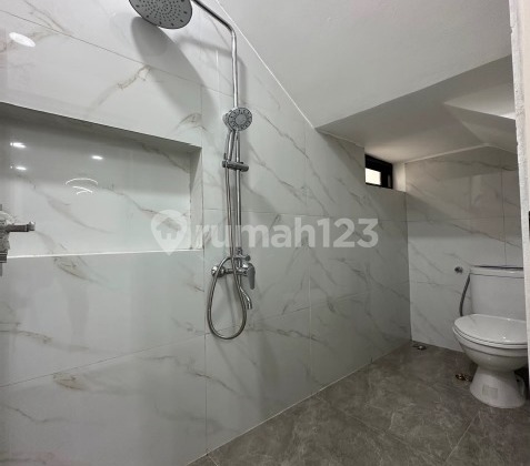 FOR SALE Rumah Tanjung Duren Uk 3,5x19,2m2, Full Renov, Nego! 2