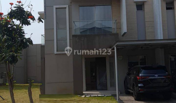 Rumah Golf Island Hook Ukuran 12x30 Unfurnished 1