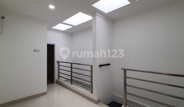 For Sale Minimalist House in PIK1 Area, Land Size 119M2, Ready to Occupy, Negotiable!!