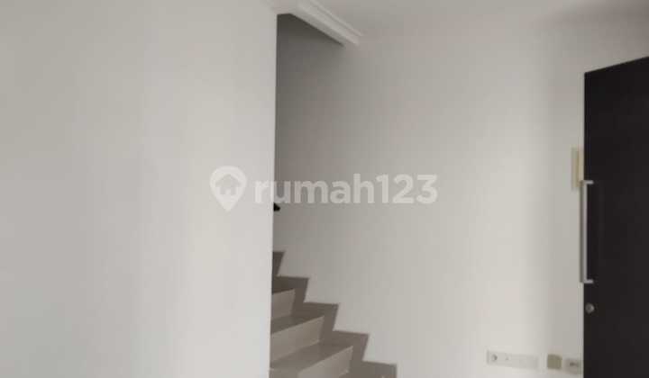 Di Sewakan Rumah Pik2 Cluster Danau Uk 8X15m2, Ready Asap!