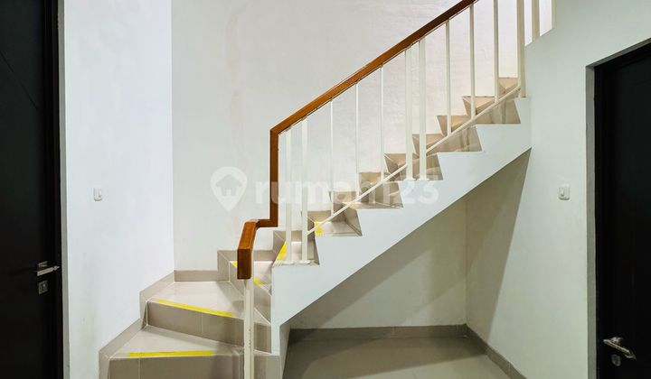 Di Jual Rumah di Metland Puri LB 63M2, Semi Furnish, Harga Negoo!