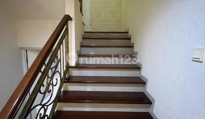 Dijual Rumah Golf Lake Cluster Pinehills UK 8x20, Furnished 2