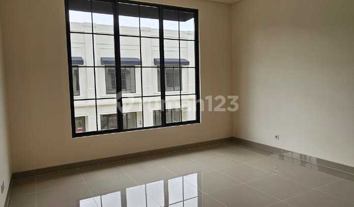 For Rent Madison Grande Ruko Gading Serpong, Size 4.5x10 m², Good Condition For Rent Madison Grande Ruko Gading Serpong, Size 4.5x10 m², Good Condition