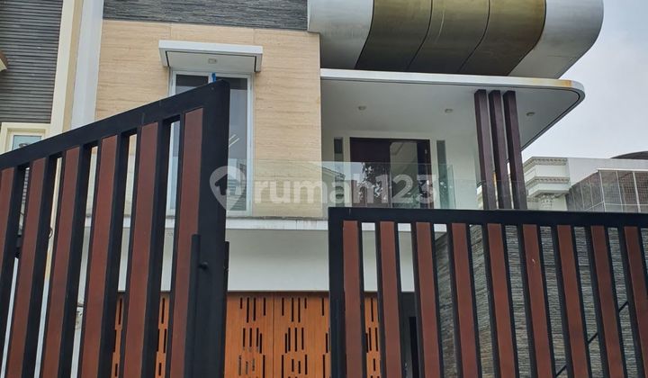 Di Jual Rumah Katamaran Indah Pik LB 800M2. Brand New, Nego!