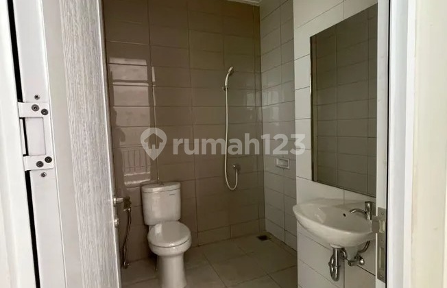 Di Jual Ruko Pik2 La Riviera Uk 5X15m2, Prime Area!