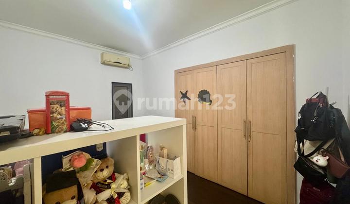 Rarely Available Pik1 Florence House 8X15m2, Already Renovated, Best Deal