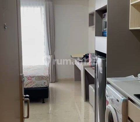 Apartemen Gold Coast Type Studio Furnished Seaview  2