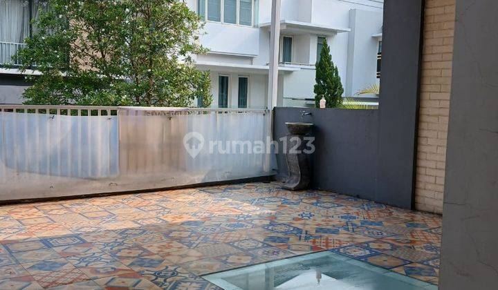 Disewakan Cepat Rumah Bagus Semi Furnish di Kebayoran Residence 1