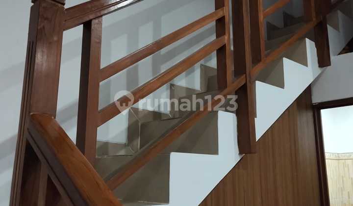 Dijual Rumah Rapi dan Terawat di Graha Bintaro 2
