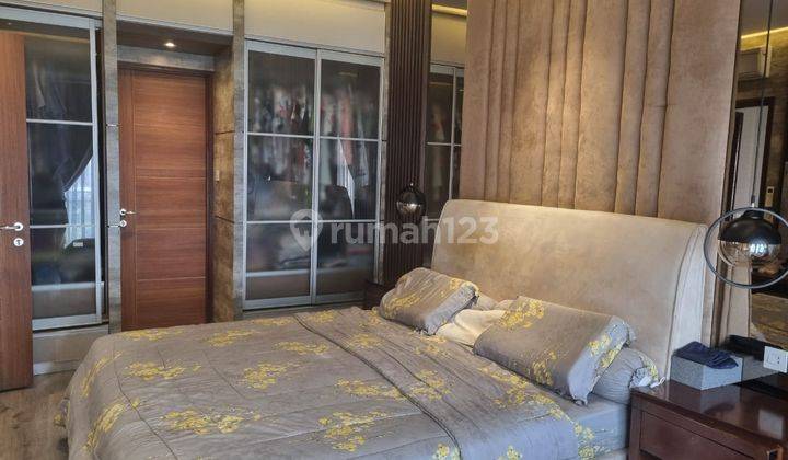 Dijual Rumah Lokasi Strategis di Royal Serpong Village, Tangerang 2