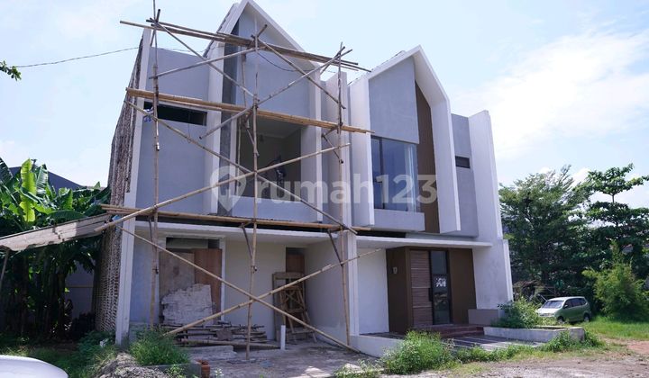 Dijual Rumah Baru Murah di Graha Raya Bintaro 1