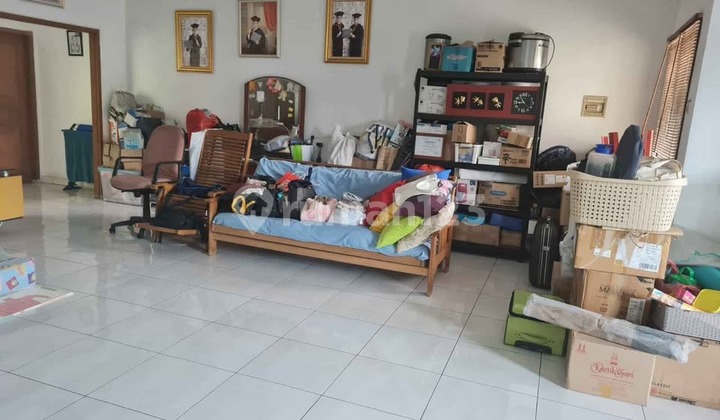 Dijual Cepat Rumah 2 Lantai Siap Huni Di Kebon Jeruk 2