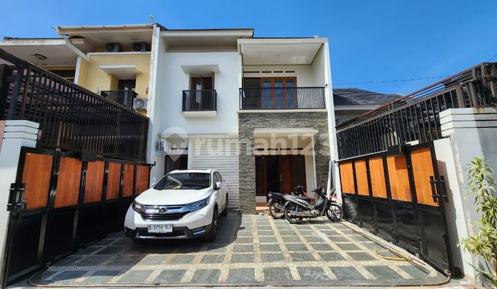 Neat House for Sale in Jagakarsa, South Jakarta